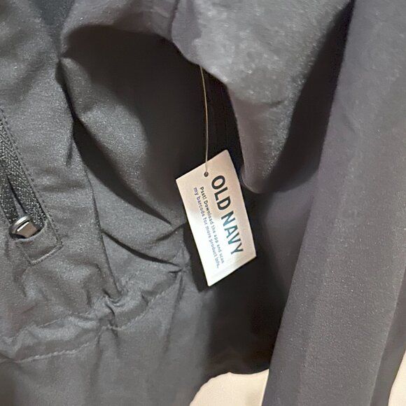 Old Navy; Quick dry, "Stretchtech" technology, Black, SZ L, NWT - Picture 3 of 3